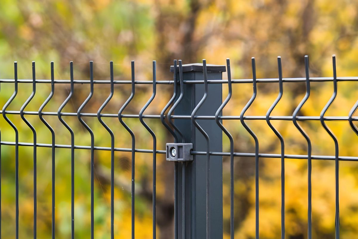 Transform Your Outdoor Space with Quality Fencing Solutions